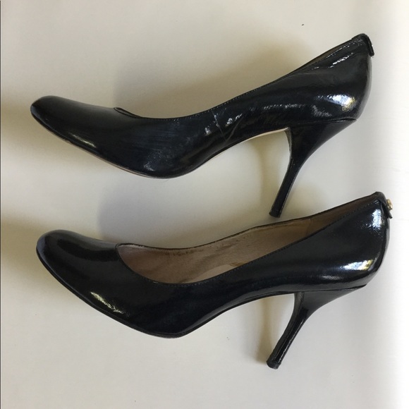 Michael Kors Leather Shoes BUY TODAY ONLY❤️ - Picture 3 of 8